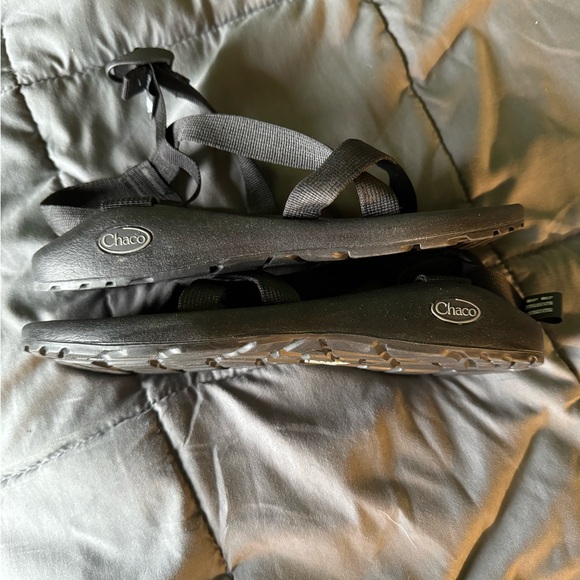 Chaco sandle - Picture 2 of 7